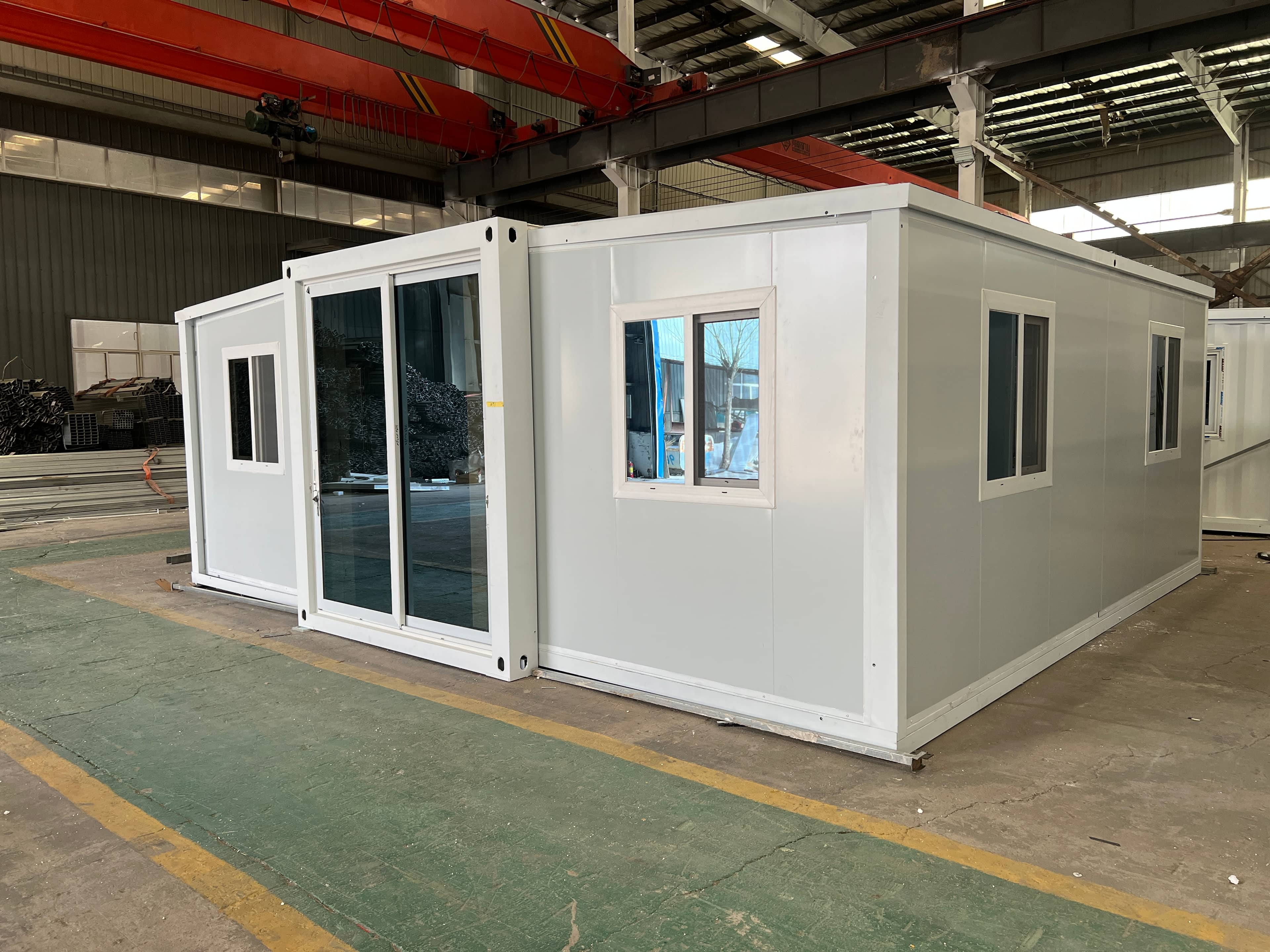 📦 Expandable Container House
