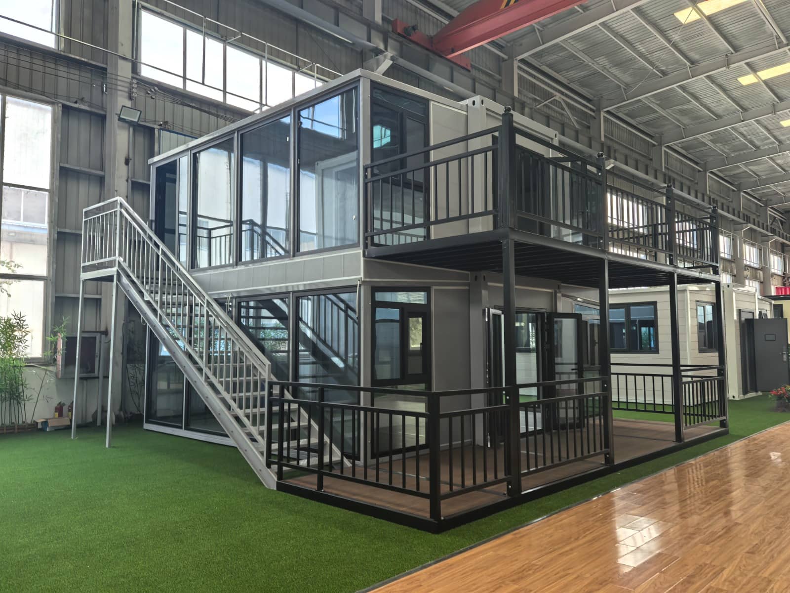📦 Expandable Container House