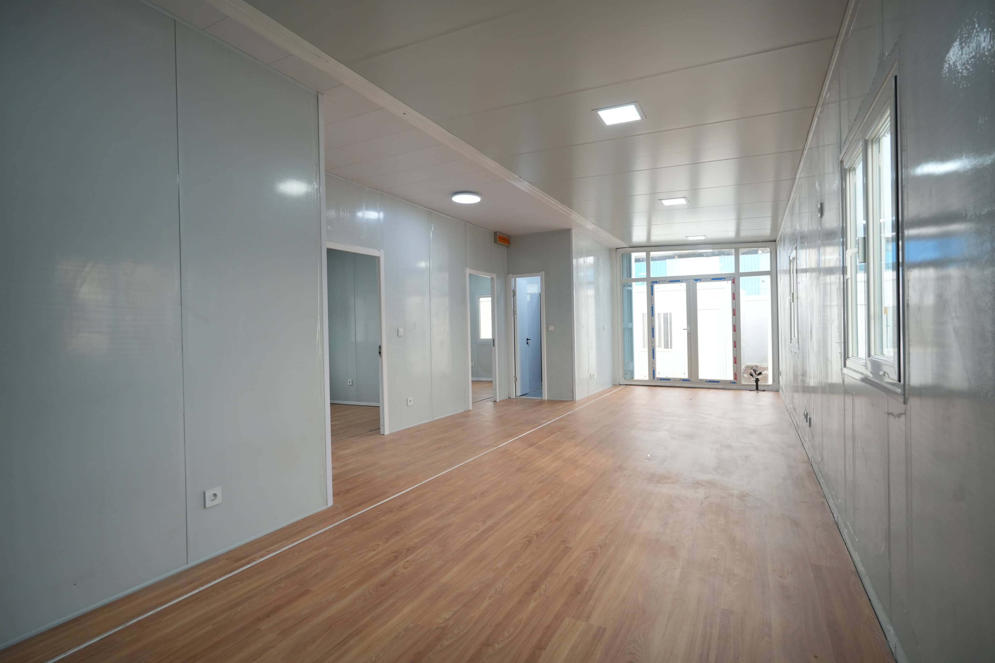 📦 Expandable Container House