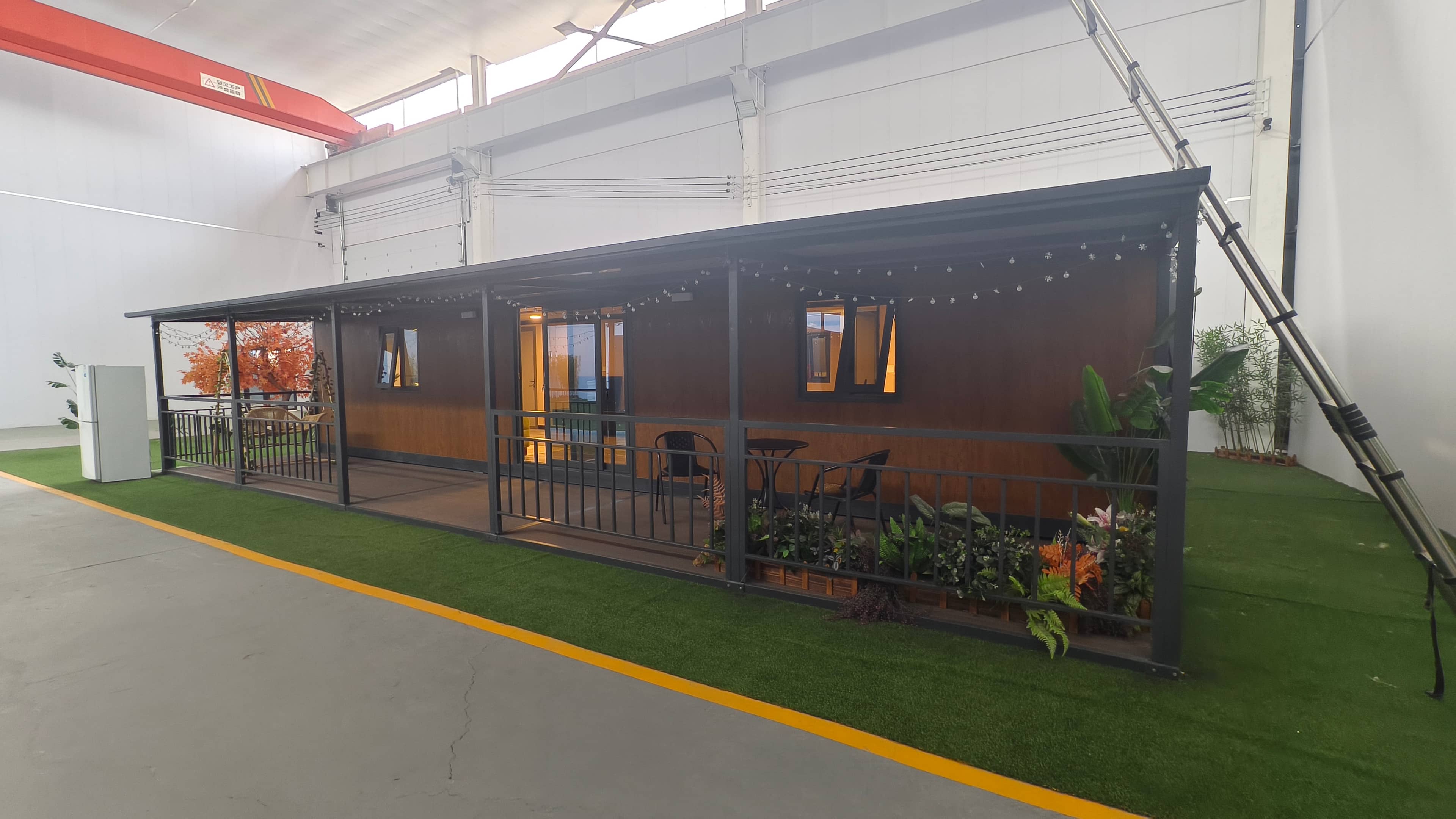 📦 Expandable Container House