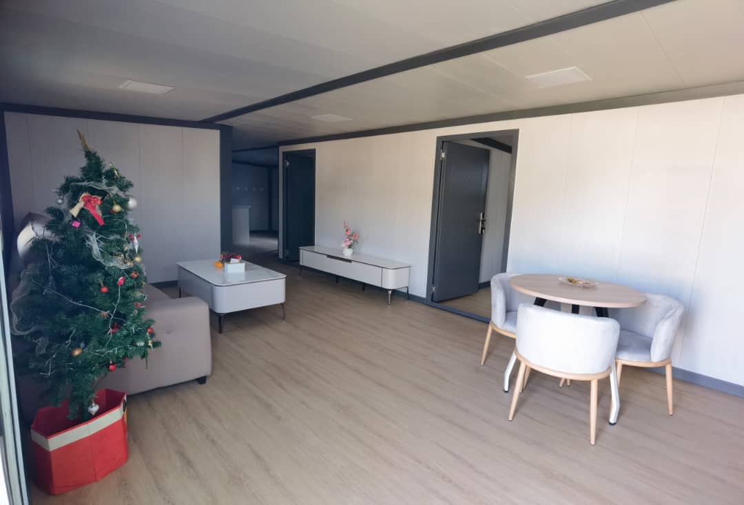 📦 Expandable Container House
