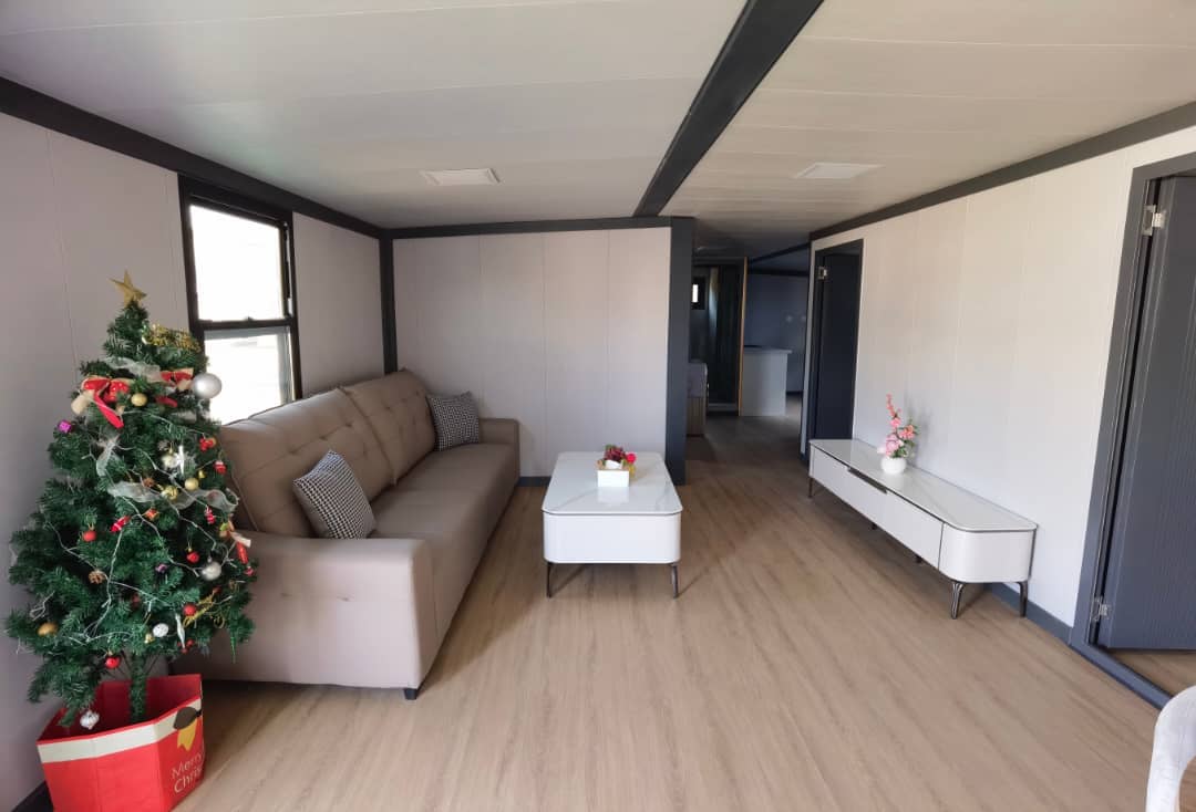 📦 Expandable Container House
