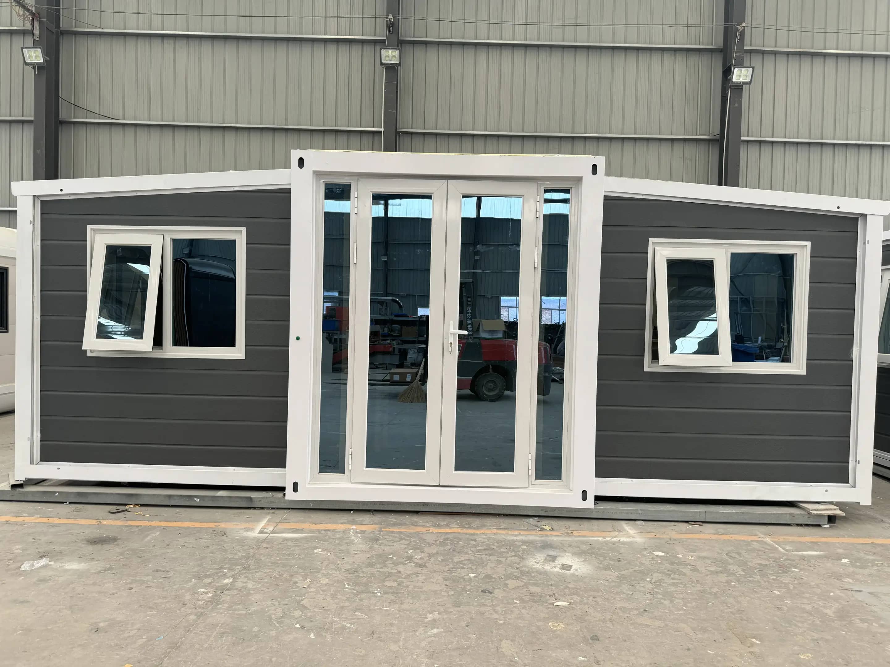 Expandable Container House
