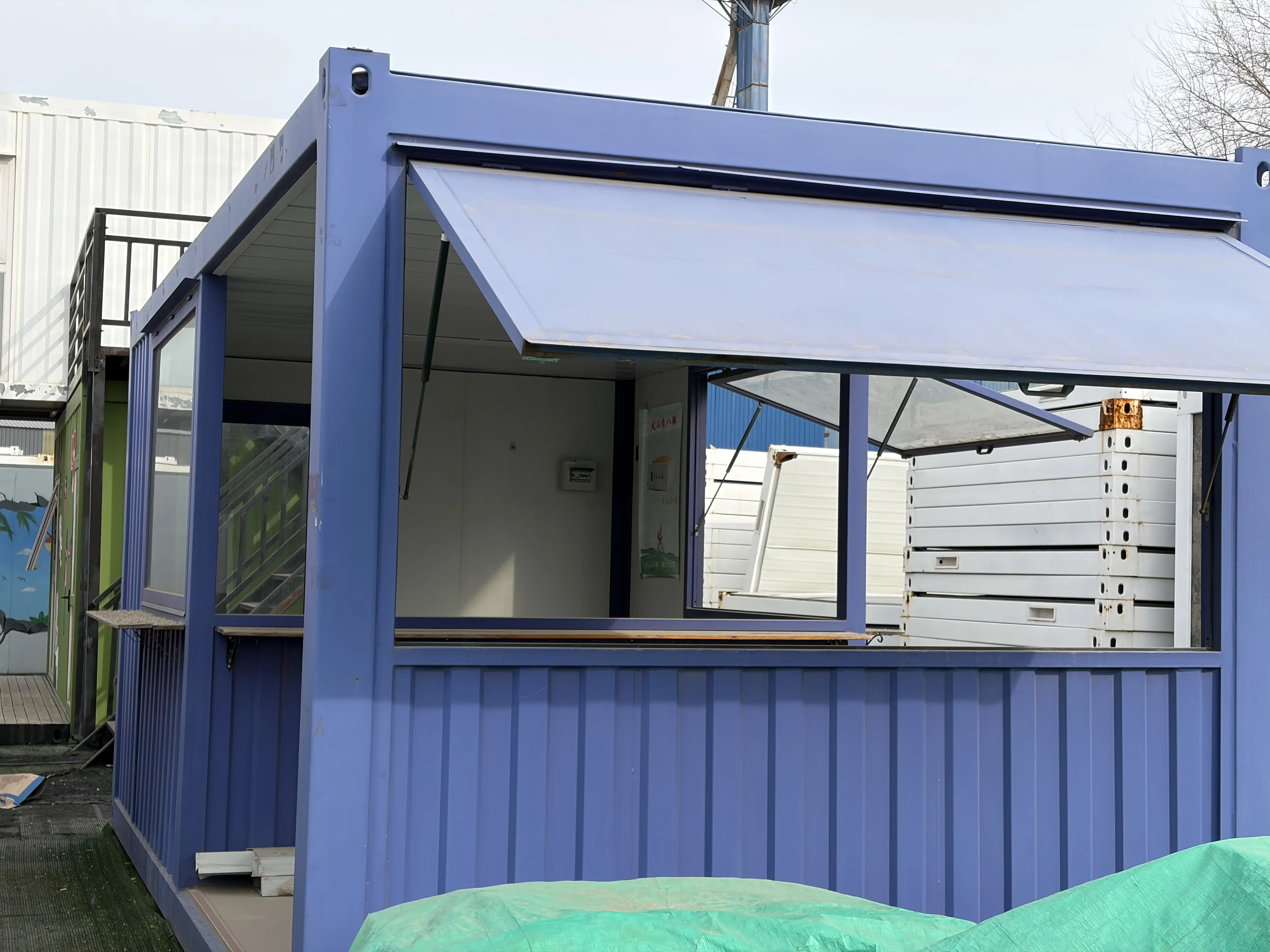 Quick-assembly container house